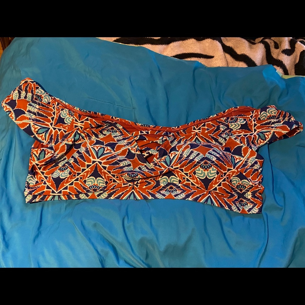 Off the Shoulder Bathing Suit Top